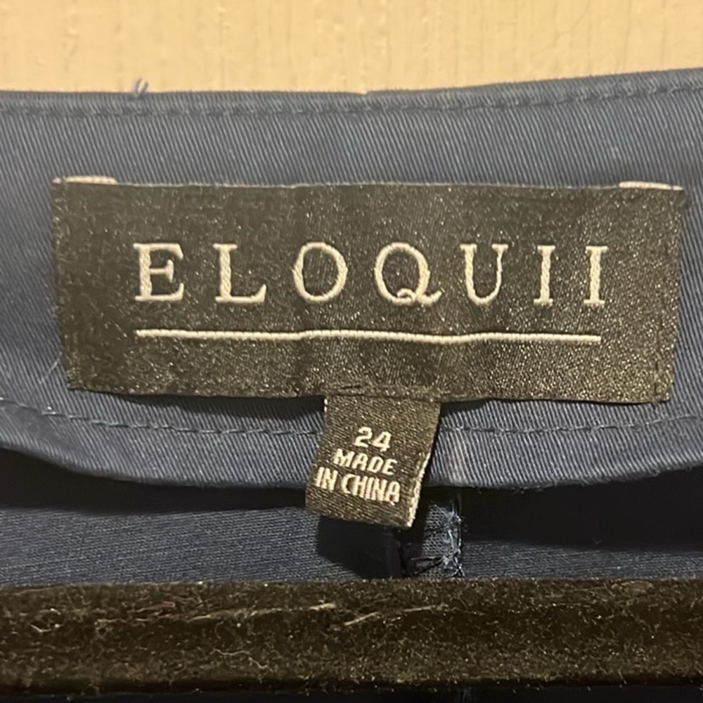 Eloquii women’s navy blue cotton stretch v neck button down short sleeve 24 NWT - Picture 6 of 10